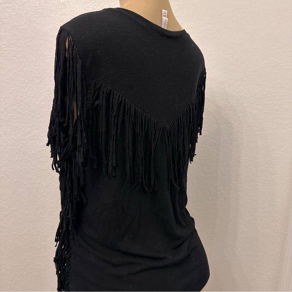 Xhilaration Black Sleeveless Fringe Top - Picture 3 of 4